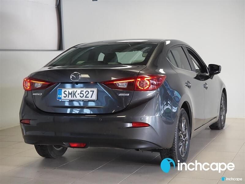 Käytetty Mazda 3 Luxury 120 HP (88 kW) 2017 Sedan
