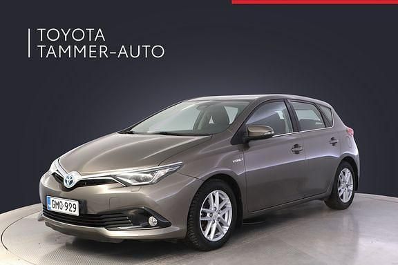 Käytetty Toyota Auris Active 98 HP (72 kW) 2017 Harmaa Viistoperä