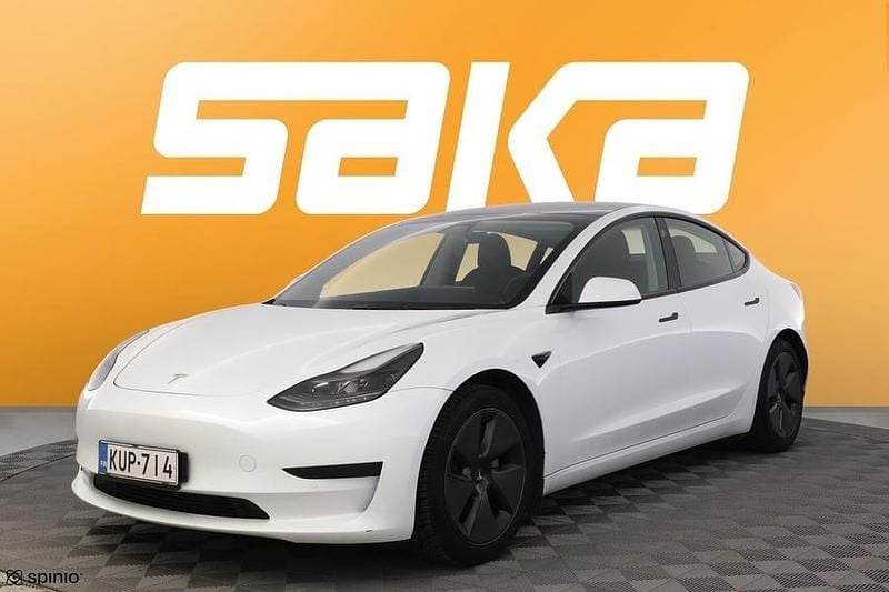 Käytetty Tesla Model 3 Standard Range Plus 239 kW (325 HP) 2021 Sedan