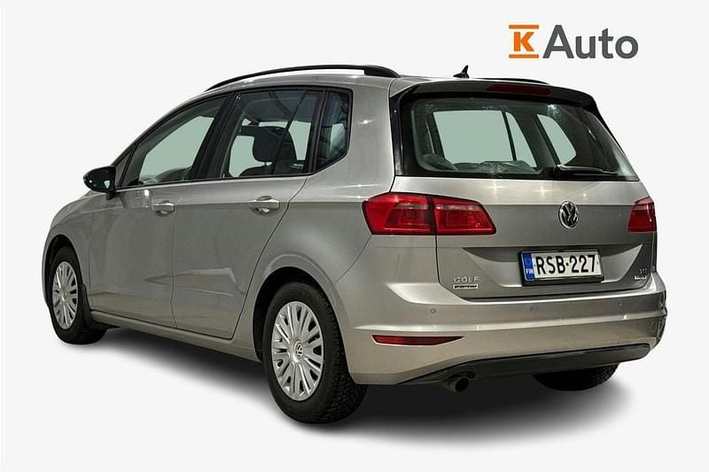 Käytetty VW Golf Sportsvan Comfortline 110 HP (80 kW) 2015 Harmaa Tila-auto