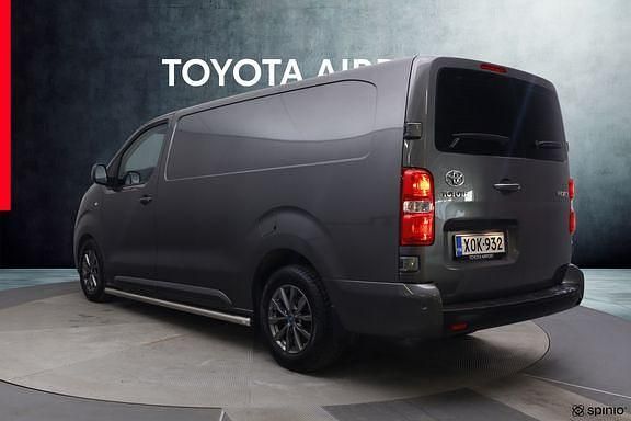 Käytetty Toyota Proace 177 HP (130 kW) 2018 Harmaa Tila-auto
