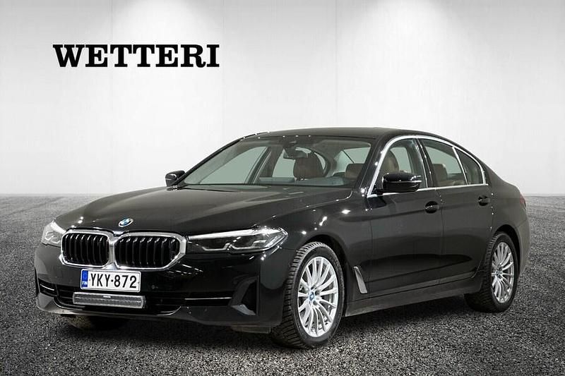 Musta Käytetty 2022 BMW 520 Sedan | 28 800 € (Perustarjous) - Kuva 1/3