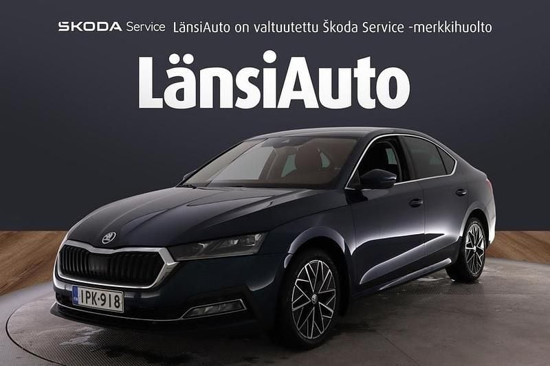 Käytetty Skoda Octavia Style 150 HP (110 kW) 2022 Sedan