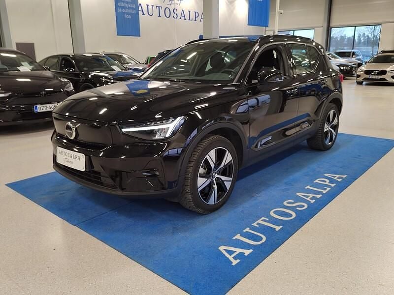 Käytetty Volvo XC40 Plus 185 kW (252 HP) 2023 Katumaasturi