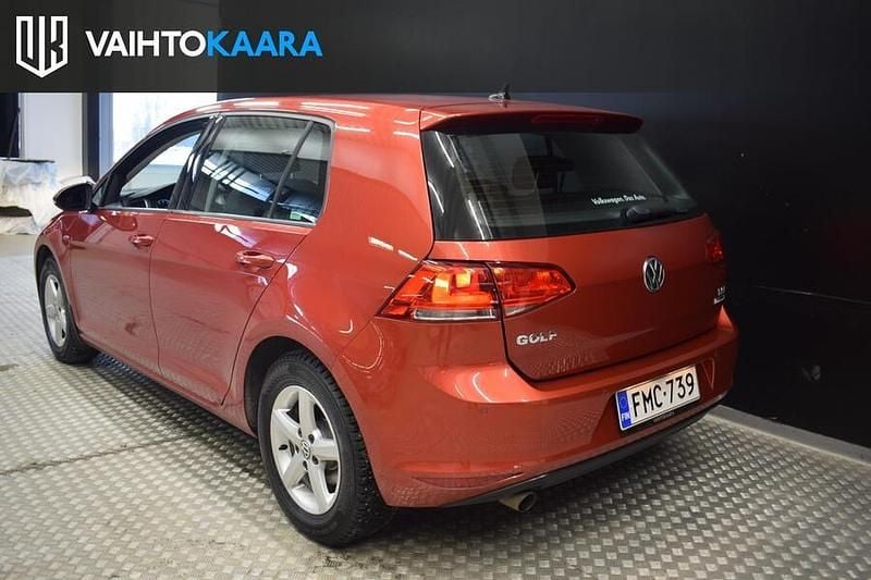Käytetty VW Golf VII Comfortline 110 HP (80 kW) 2016 Viistoperä