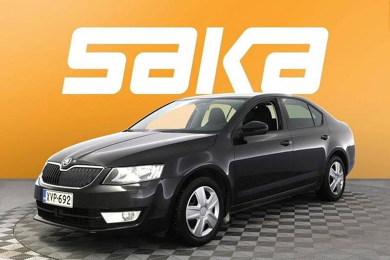 Käytetty Skoda Octavia Ambition 105 HP (77 kW) 2014 Viistoperä