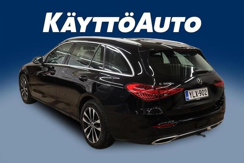 Käytetty Mercedes C300e Business 204 HP (150 kW) 2023 Musta Farmari