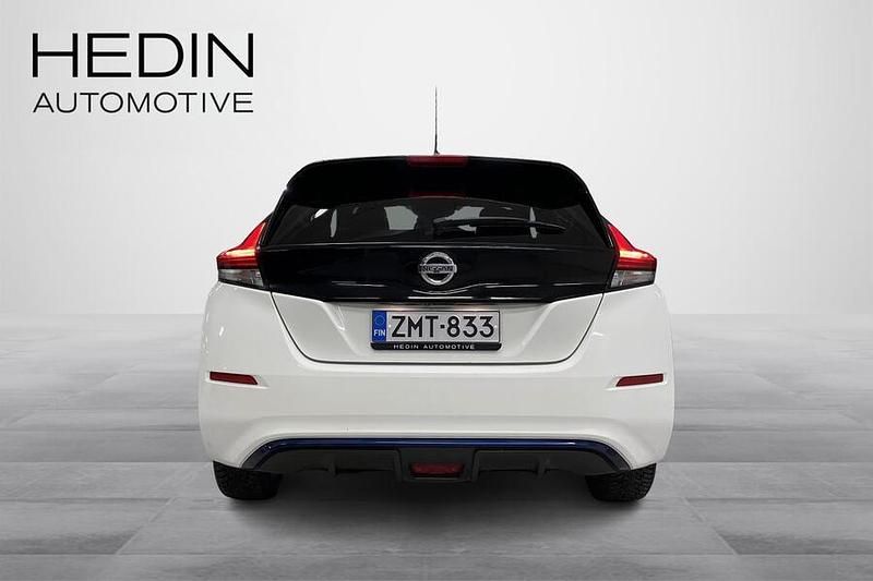 Käytetty Nissan Leaf Acenta 80 kW (109 HP) 2019 Valkoinen Viistoperä