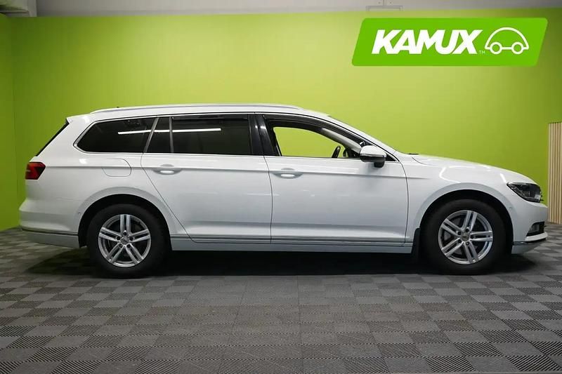 Käytetty VW Passat Highline 150 HP (110 kW) 2019 Valkoinen Farmari