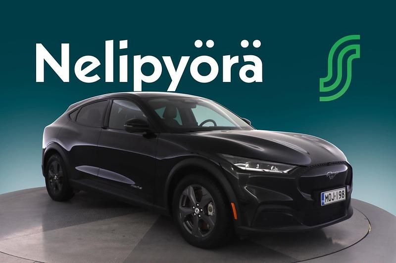 Käytetty Ford Mustang Mach-E S 202 kW (276 HP) 2022 Musta Katumaasturi