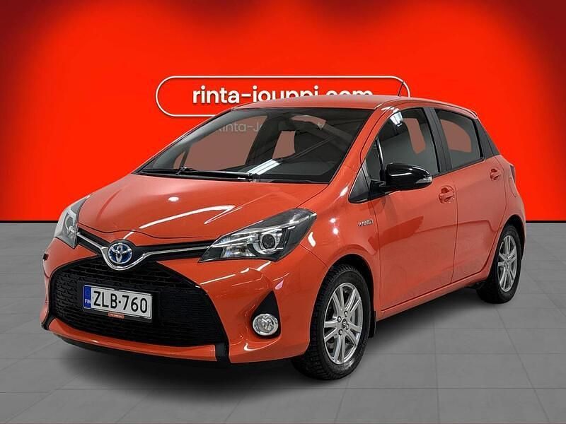Oranssi Käytetty 2016 Toyota Yaris Hybrid Viistoperä | 12 780 € (Supertarjous) - Kuva 1/3