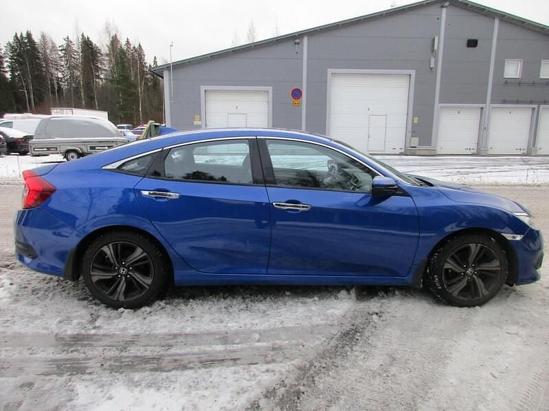 Käytetty Honda Civic Sport 182 HP (133 kW) 2018 Sedan