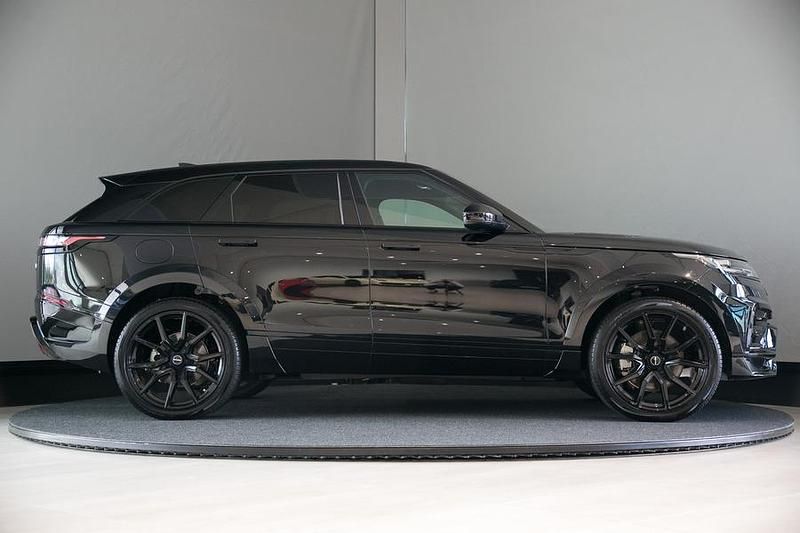 Käytetty Land Rover Range Rover Velar HSE Dynamic 409 HP (300 kW) 2022 Musta Katumaasturi