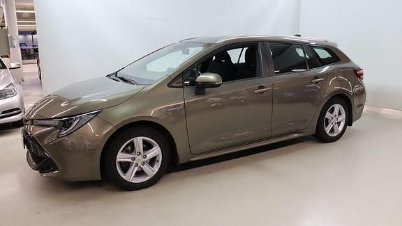 Käytetty Toyota Corolla Active 122 HP (89 kW) 2020 Ruskea (beige) Farmari