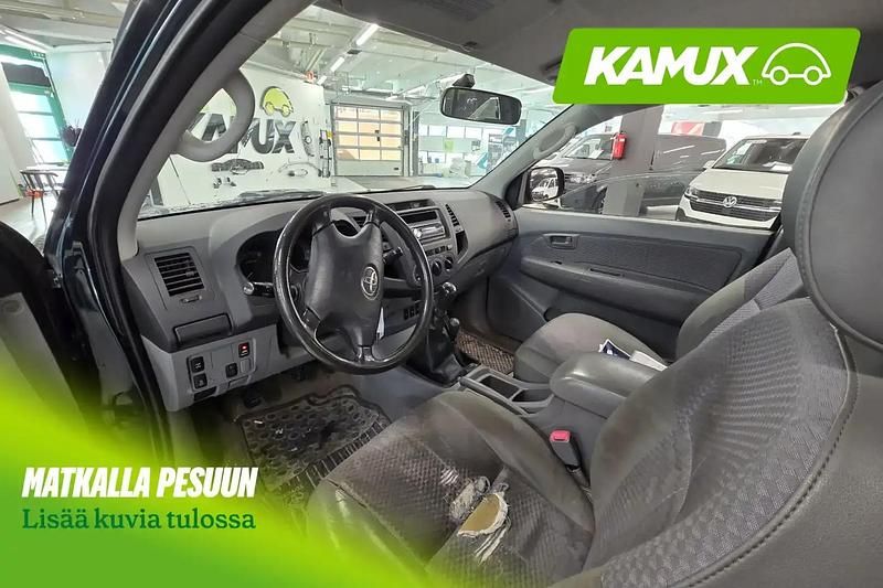 Käytetty Toyota HiLux 120 HP (88 kW) 2008 Vihreä Nouto