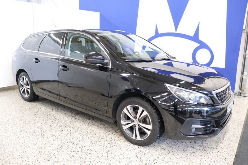 Musta Käytetty 2018 Peugeot 308 Allure Farmari | 9 900 € (Perustarjous) - Kuva 1/4