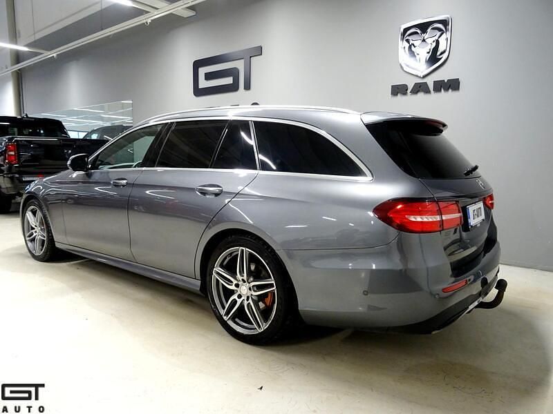 Käytetty Mercedes E220 AMG 194 HP (142 kW) 2017 Farmari