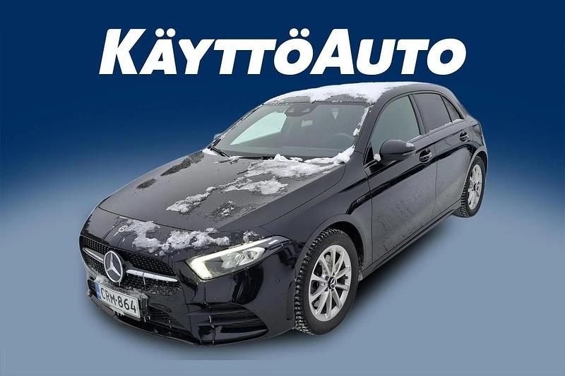 Käytetty Mercedes A250 Business 160 HP (117 kW) 2021 Musta Viistoperä