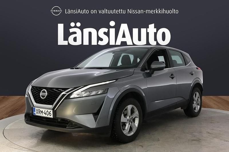 Käytetty Nissan Qashqai Acenta 158 HP (116 kW) 2022 Harmaa Katumaasturi