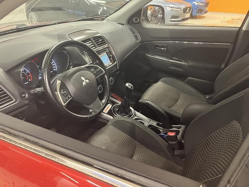 Käytetty Mitsubishi ASX 117 HP (86 kW) 2014 Katumaasturi