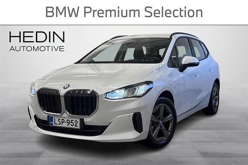Käytetty 2023 BMW 230 Farmari | 34 900 € (Perustarjous) - Kuva 1/3