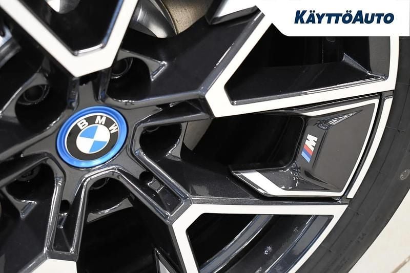 Käytetty BMW i4 Comfort Edition 400 kW (544 HP) 2023 C4p Sedan