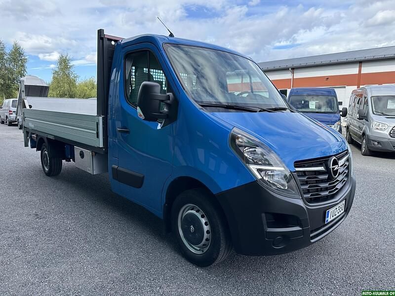 Käytetty Opel Movano 150 HP (110 kW) 2020 Sininen Van