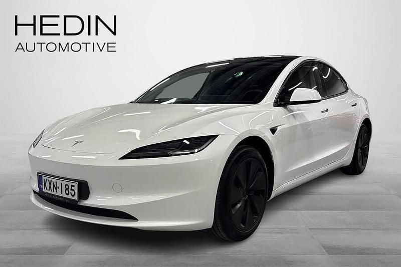 Valkoinen Käytetty 2024 Tesla Model 3 Long Range RWD Sedan | 33 490 € (Kallis) - Kuva 1/4