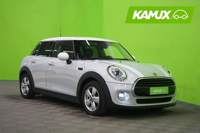 Hopea / harmaa Käytetty 2019 Mini Cooper Business Viistoperä | 14 990 € - Kuva 1/4