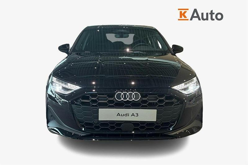 Uusi Audi A3 114 HP (83 kW) 2026 Musta Sedan