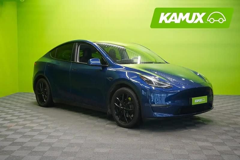Käytetty Tesla Model Y 258 kW (351 HP) 2022 Sininen Katumaasturi