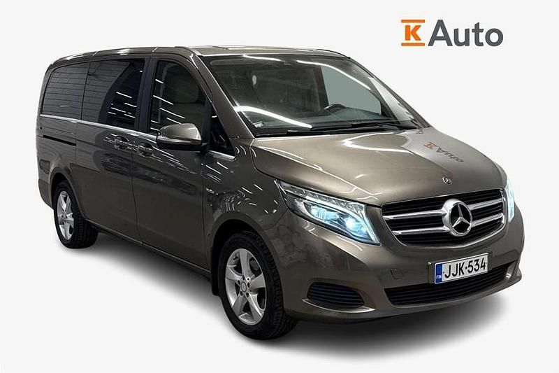 Käytetty 2016 Mercedes V220 Avantgarde Tila-auto | 39 890 € - Kuva 1/3