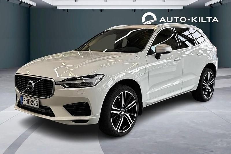 Valkoinen Käytetty 2018 Volvo XC60 R-Design Katumaasturi | 26 900 € (Perustarjous) - Kuva 1/4