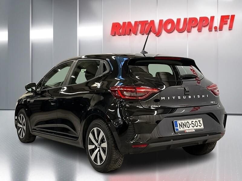 Käytetty Mitsubishi Colt Invite 146 HP (107 kW) 2024 Musta Viistoperä