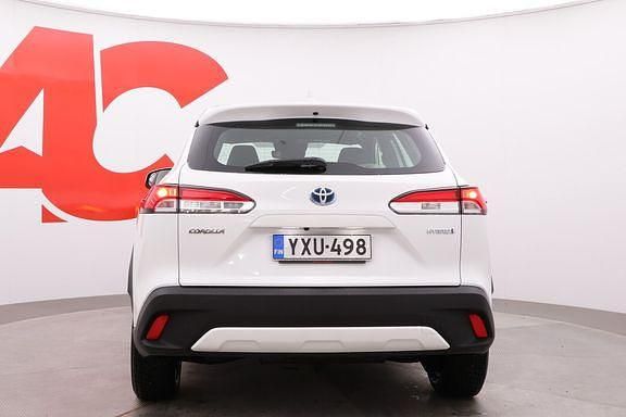 Käytetty Toyota Corolla Cross Active 197 HP (144 kW) 2023 Valkoinen Katumaasturi