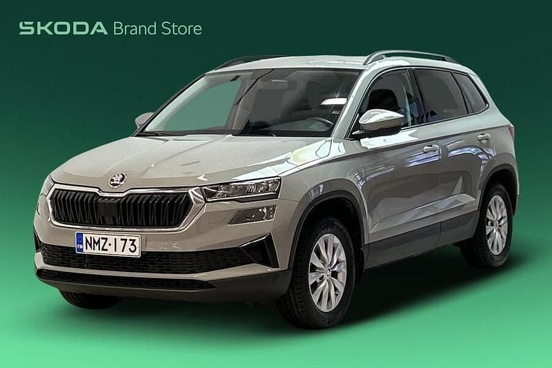 Käytetty Skoda Karoq Ambition 150 HP (110 kW) 2023 Katumaasturi