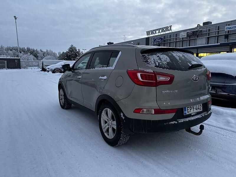 Käytetty Kia Sportage EX 136 HP (100 kW) 2011 Hopea Katumaasturi