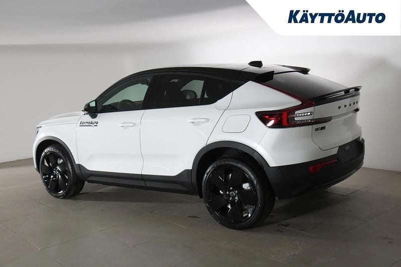 Käytetty Volvo EC40 Performance 325 kW (442 HP) 2026 Crystal white met. Katumaasturi