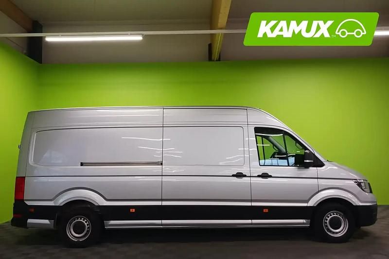 Käytetty VW Crafter Pro 190 HP (139 kW) 2020 Hopea / harmaa Van