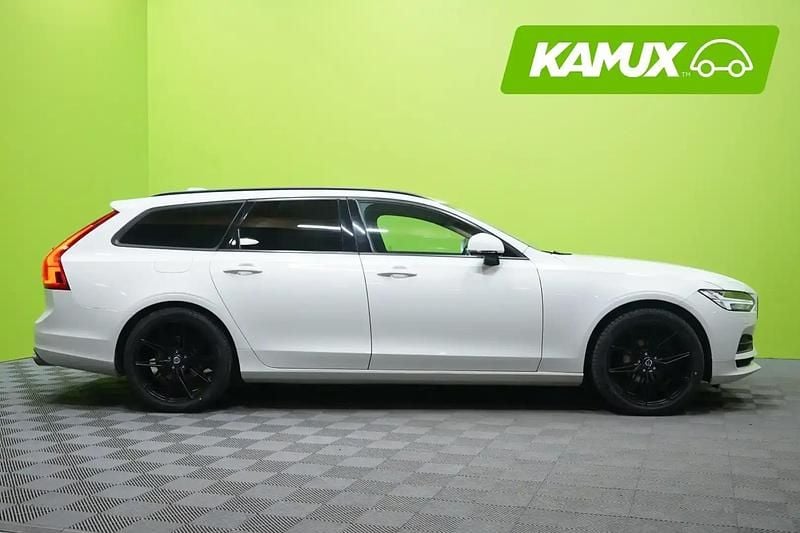 Käytetty Volvo V90 Kinetic 150 HP (110 kW) 2018 Valkoinen Farmari