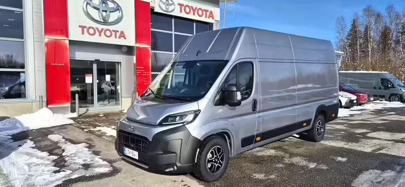 Käytetty Toyota Proace Comfort 180 HP (132 kW) 2025 Hopea Tila-auto