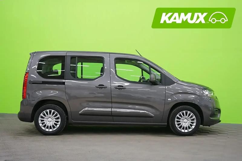 Käytetty Toyota Proace Verso Active 131 HP (96 kW) 2021 Hopea / harmaa Farmari