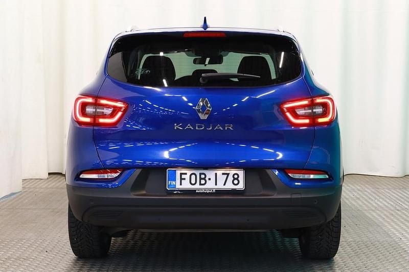 Käytetty Renault Kadjar Zen 140 HP (102 kW) 2020 Katumaasturi