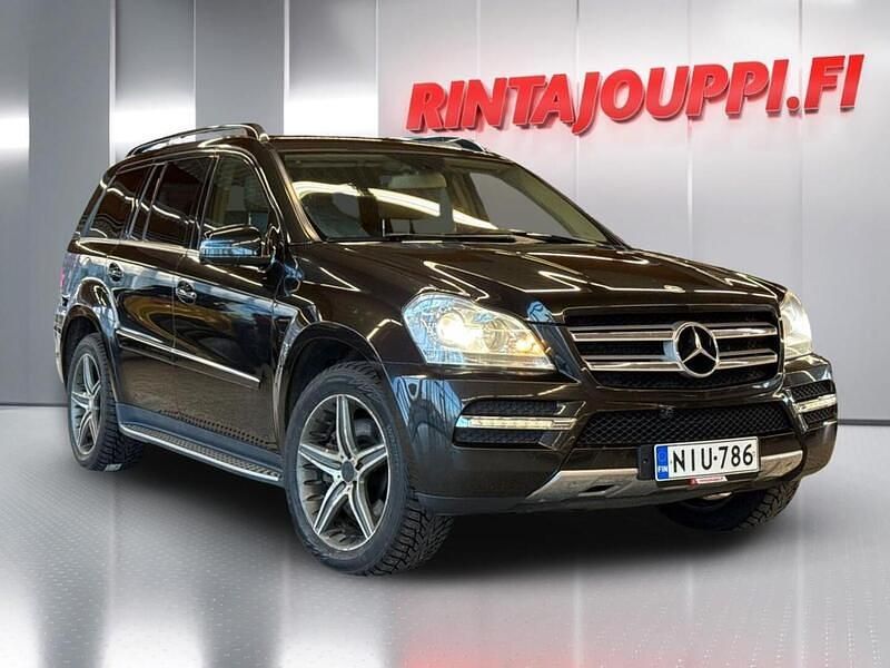 Ruskea Käytetty 2012 Mercedes GL350 Katumaasturi | 29 800 € - Kuva 1/3