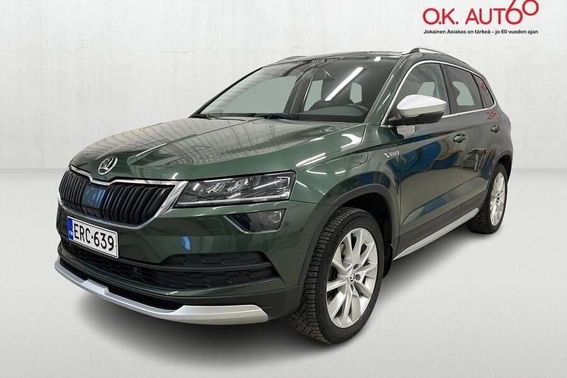 Käytetty Skoda Karoq 150 HP (110 kW) 2019 Vihreä Katumaasturi