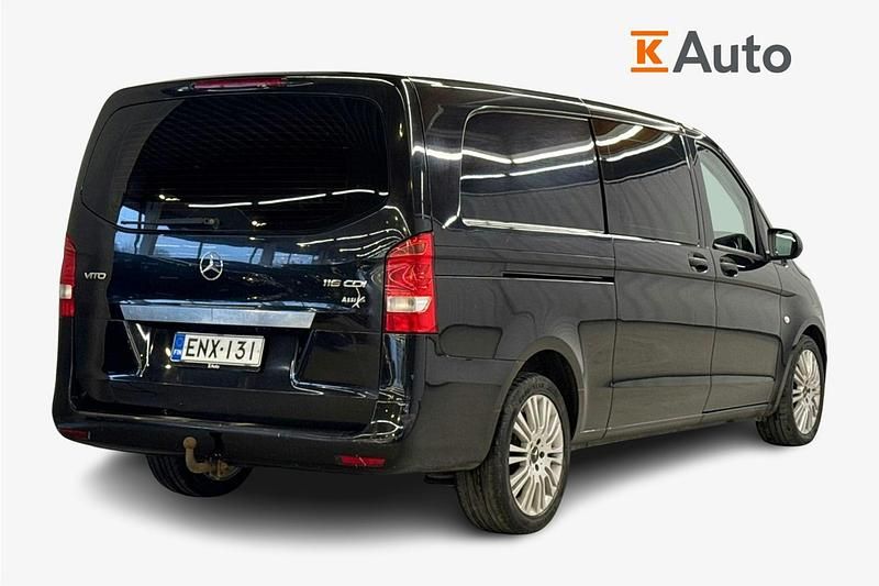 Käytetty Mercedes Vito 163 HP (119 kW) 2015 Musta Van