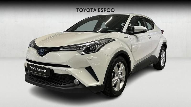 Valkoinen Käytetty 2019 Toyota C-HR Active Katumaasturi | 18 990 € (Perustarjous) - Kuva 1/4
