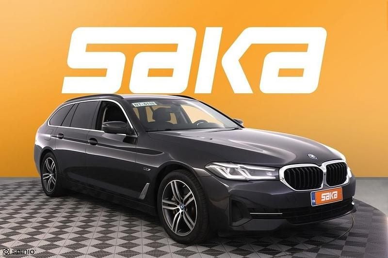 Käytetty 2022 BMW 530 Comfort Edition Farmari | 26 590 € (Hyvä tarjous) - Kuva 1/3