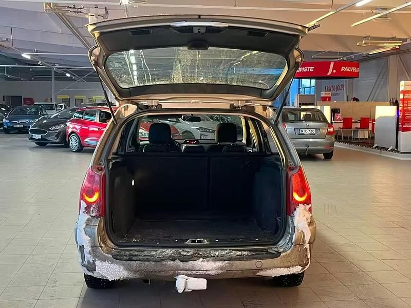 Käytetty Peugeot 307 90 HP (66 kW) 2007 Farmari