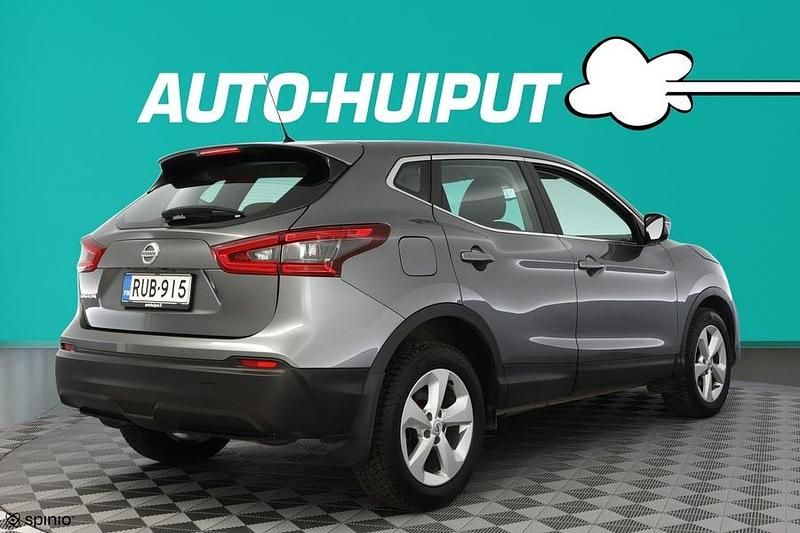 Käytetty Nissan Qashqai Acenta 159 HP (116 kW) 2019 Katumaasturi